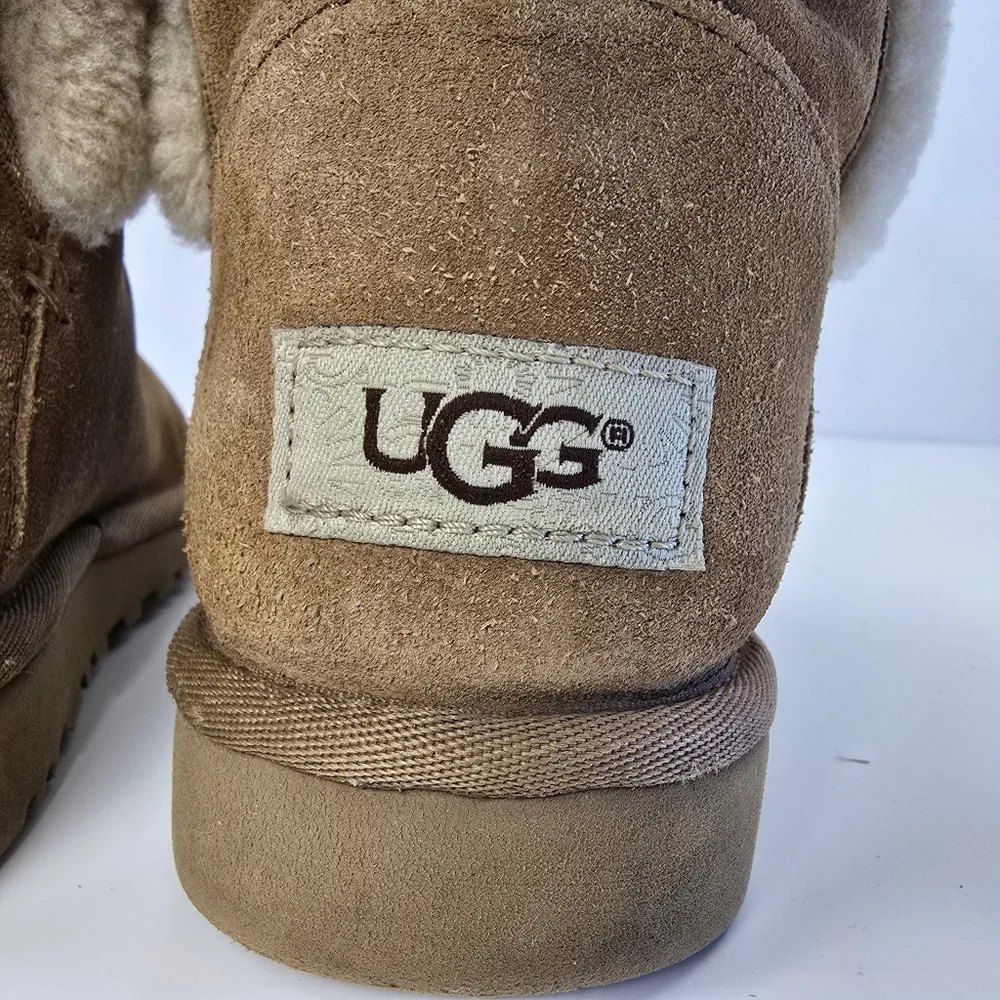 UGG Caitlin Chestnut Boots Size 7